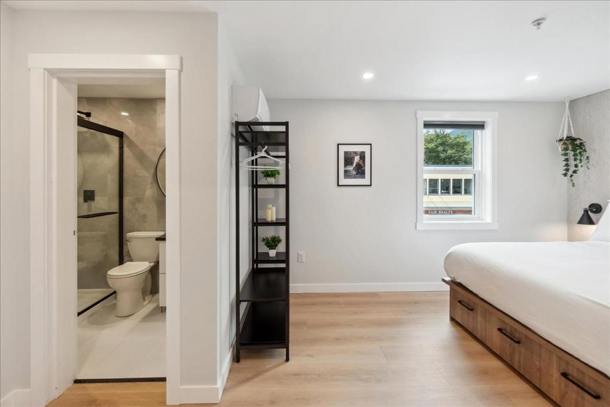 The Oak Hotel Нелсън Екстериор снимка