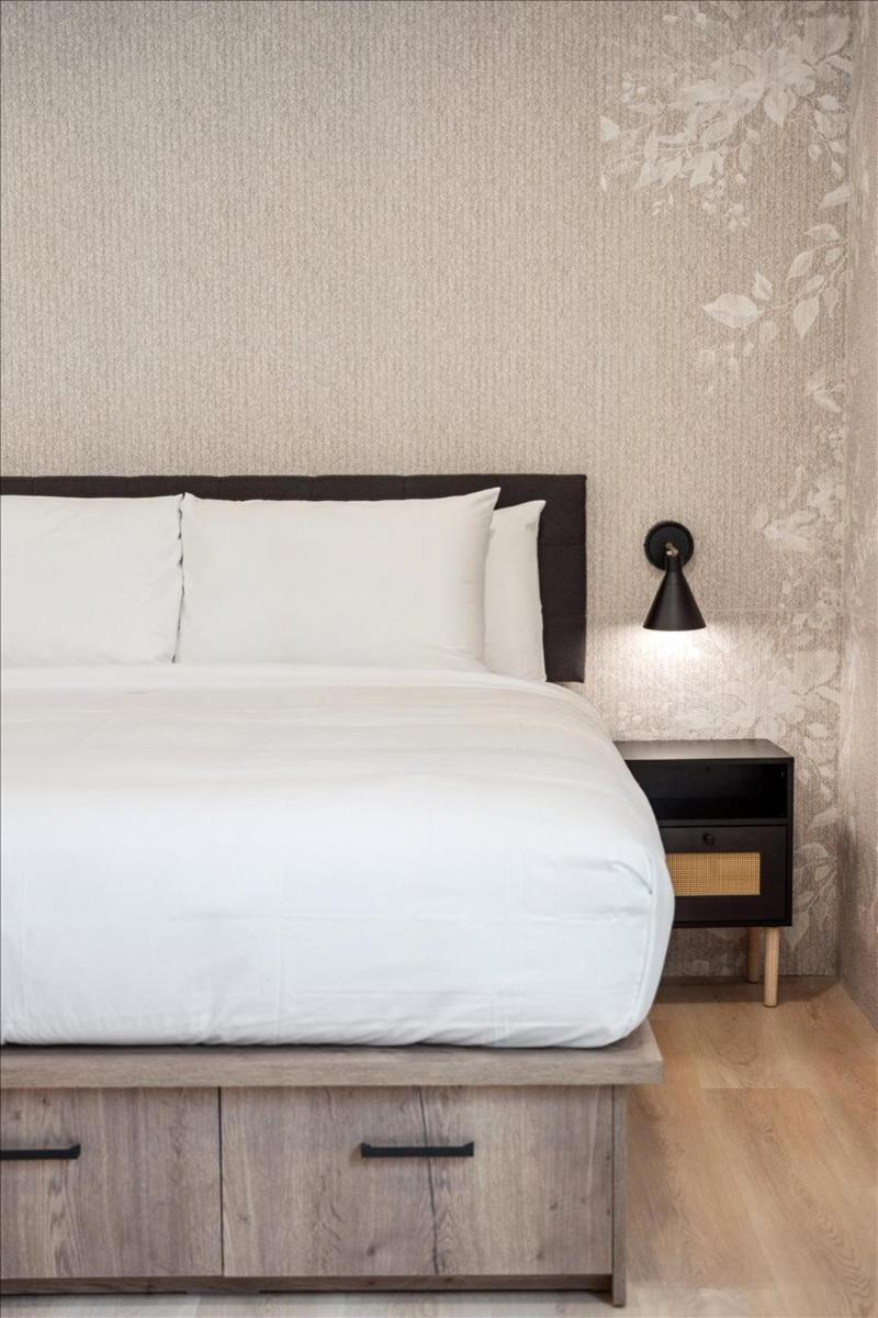 The Oak Hotel Нелсън Екстериор снимка